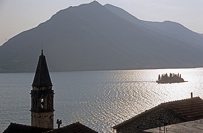 Blick auf die Boka Kotorska (Bucht von Kotor) - Perast