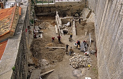 Stari Grad (Altstadt): Blick von der Stadtmauer - Ausgrabungen - Dubrovnik