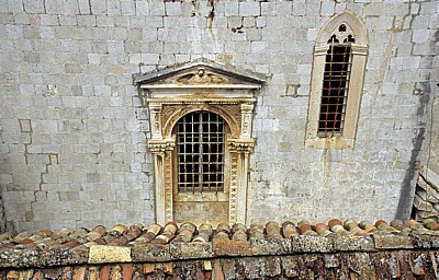 Stari Grad (Altstadt): Blick von der Stadtmauer - Dominikanski samostan i crkva u Dubrovniku (Dominikanerkloster) - Dubrovnik