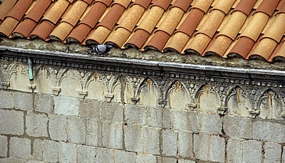 Stari Grad (Altstadt): Blick von der Stadtmauer - Dominikanski samostan i crkva u Dubrovniku (Dominikanerkloster) - Dubrovnik