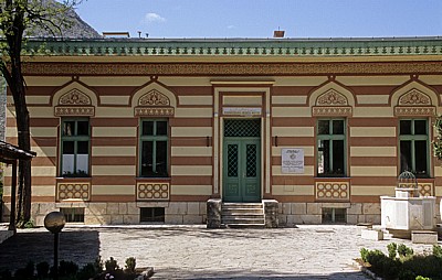 Stari Grad (Altstadt): Karadoz-begova medresa (Koranschule) - Mostar