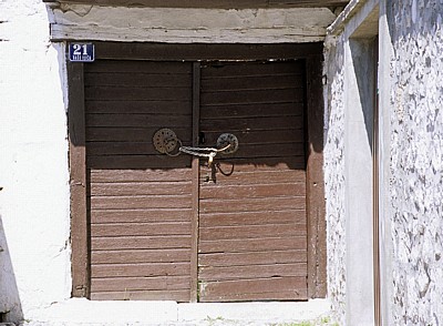 Stari Grad (Altstadt): Bisceviceva - Verschlossene Türen - Mostar