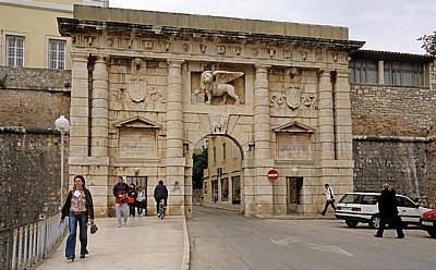 Stari Grad (Altstadt): Porta Terraferma (Landtor) - Zadar