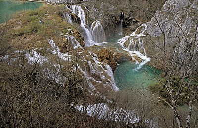 Donja jezera (Untere Seen): Sastavci (Zusammenfluß) - V. l. Novakovica brod, Fluß Korana - Nationalpark Plitvicer Seen