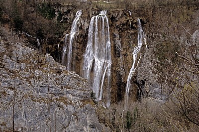 Veliki slap (großer Wasserfall, Fluß Plitvica) - Nationalpark Plitvicer Seen