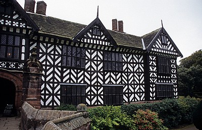 Speke Hall: Teil der Südseite - Liverpool