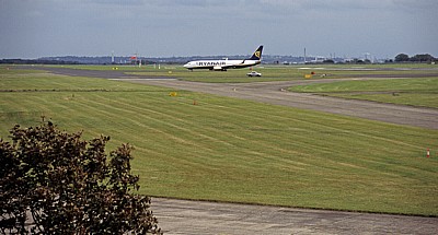 Speke Hall: Blick auf den John-Lennon-Airport - Liverpool