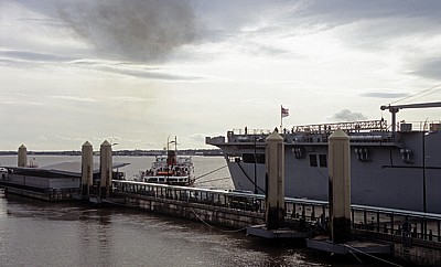 Pier Head: Mersey Ferry - MV Royal Daffodil - Liverpool