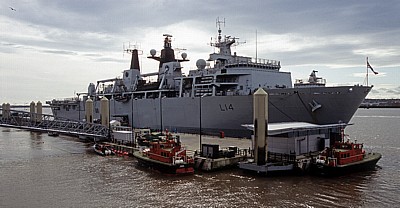 Pier Head: HMS Albion (L14, amphibisches Landungsschiff) - Liverpool