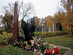 Wiener Zentralfriedhof: Gruppe 40 (Ehrenhain): Hans Hölzel (Falco) - Wien