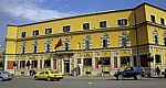 Sheshi Skanderbeg (Skanderbeg-Platz): Ministerium für Straßenbau und Tourismus - Tirana