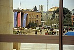 Sheshi Skanderbeg (Skanderbeg-Platz): Eingangsbereich des Nationalmuseums - Tirana
