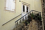 Altstadt: Hauseingang - Budva