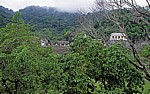 Von links El Palacio (Palast), Templo de las Inscripciones (Tempel der Inschriften) - Palenque