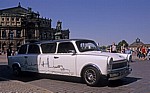 Innere Altstadt: Stretch-Trabi auf dem Theaterplatz - Dresden