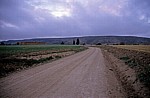 Jakobsweg (Camino Francés): Schotterweg zum Tafelberg Alto de Mostelares - Castilla y León