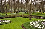 Keukenhof: Detailansicht des Parks mit diversen Skulpturen - Lisse