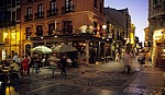 Altstadt: Calle del Conde Luna / Calle de Cervantes bei Nacht - León