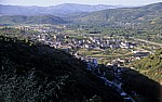 Jakobsweg (Camino Francés): Camino duro – Blick auf Villafranca del Bierzo - Castilla y León