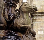 Altstadt: Praza das Praterías - Fonte dos Cabalos (Pferdebrunnen):Detail - Santiago de Compostela