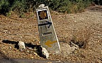 Jakobsweg (Caminho Português): Zwischen Milladoíro und Santiago - Camino-Wegstein - Galicia