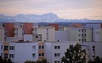 Ostpark:  Blick über Neuperlach auf die Bayerischen Alpen - München