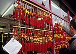 Chinatown: Chinesisches Neujahrsfest - Verkaufsstand für chinesische Glücksbringer - Liverpool