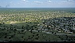 Flug Kwara - Maun: Blick auf Maun - Maun