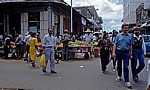 Brabant Street: Straßenmarkt (Obst) - Port Louis