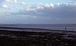 Grassendale Esplanade: Blick auf den River Mersey (Fluß) während des Sturmtiefs Katja - Liverpool