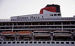Pier Head: RMS Queen Mary 2 (Cunard Line) auf dem River Mersey - Detail - Liverpool