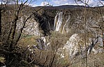 Donja jezera (Untere Seen): Sastavci (Zusammenfluß) - V. l. Novakovica brod, Veliki slap (gr. Wasserfall), Fluß Korana - Nationalpark Plitvicer Seen