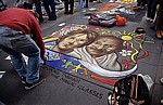 The James William Carling International Pavement Art Competition: Alberto Forlenza mit seinem Werk  - Liverpool